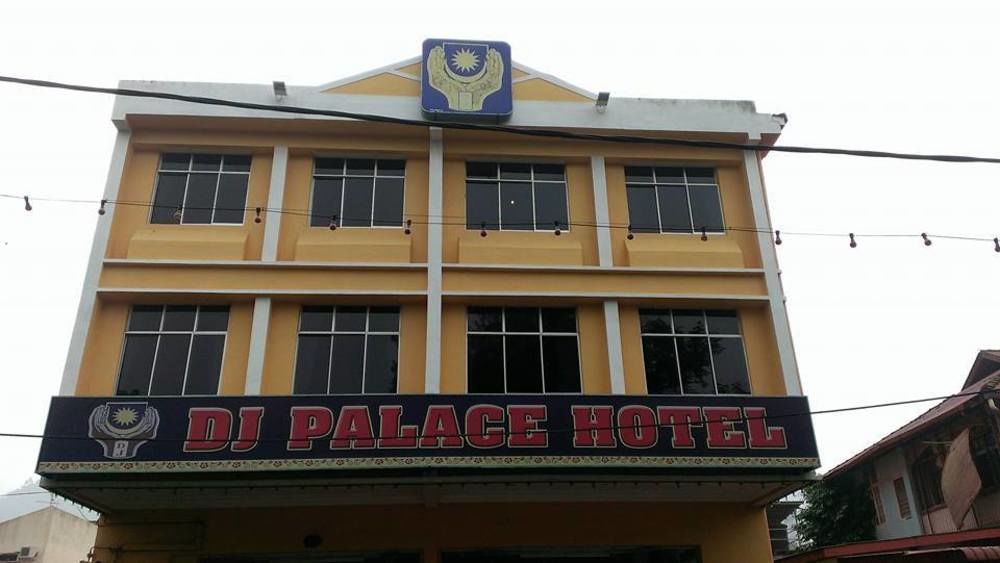 לומוט Hotel Dj Palace מראה חיצוני תמונה